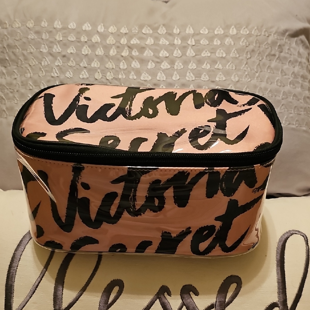 Victoria's Secret Pink and Black Travel Case